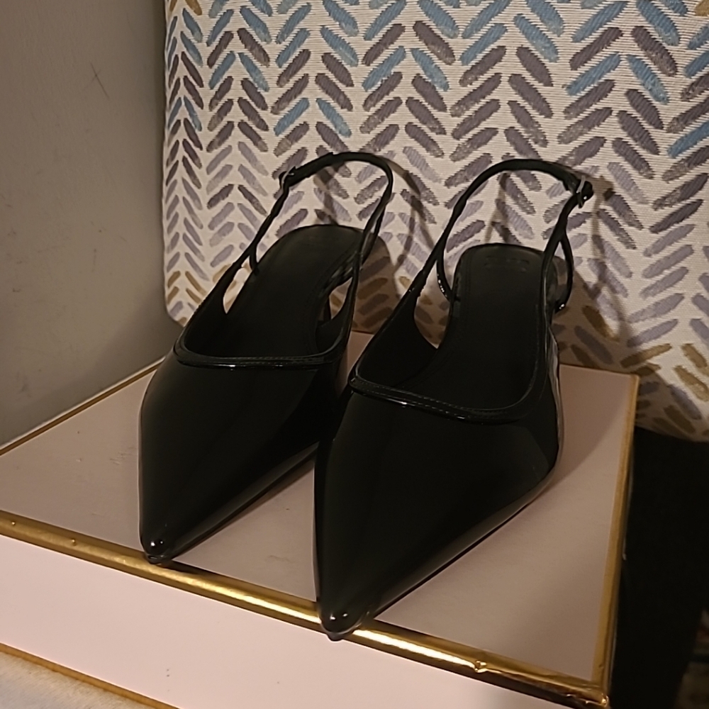ASOS DESIGN Strut slingback mid heeled shoes in black patent leather - Picture 3 of 6